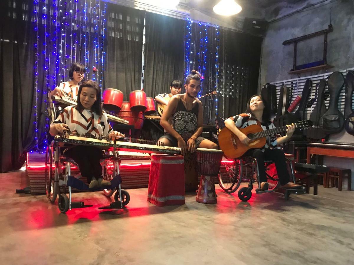 Halo Hostel Quy Nhơn Zewnętrze zdjęcie